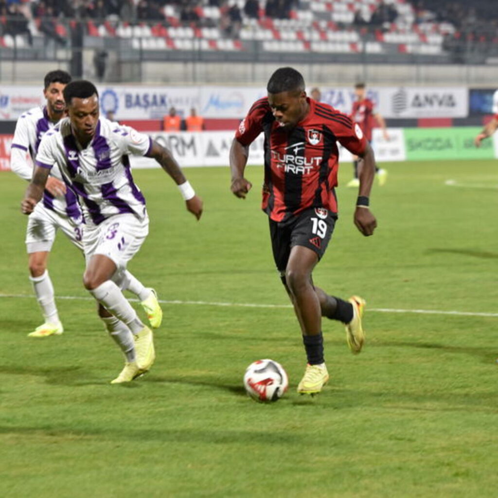 Van Spor, 90+1’de beraberliği kurtardı!