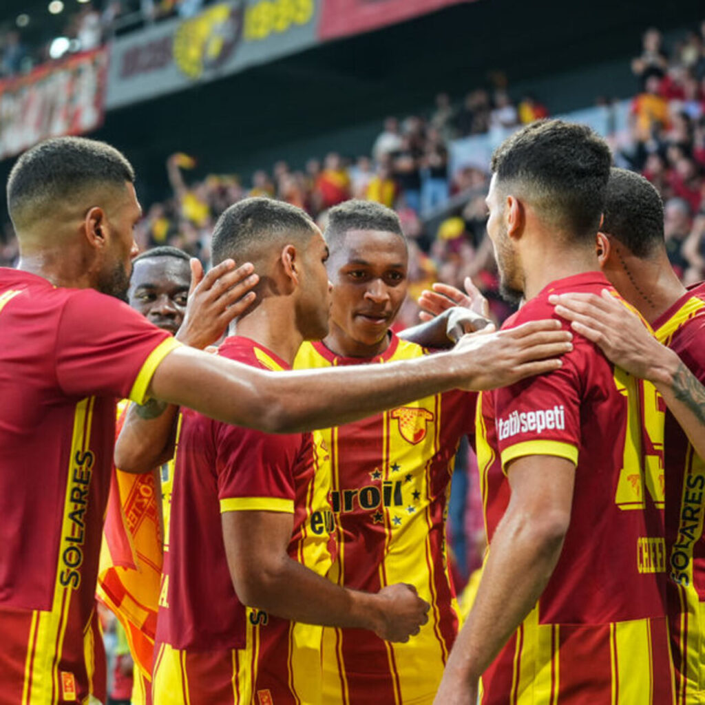 Volkan Demirel mağlubiyetle başladı!