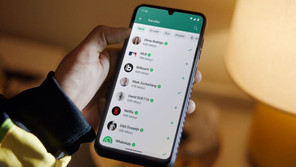 WhatsApp artık sorunları sallayarak çözecek