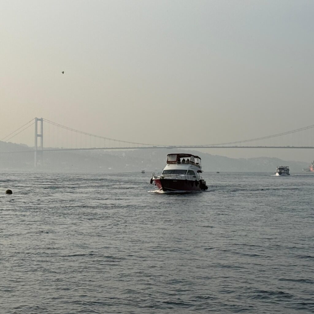 Yağmur az, sis ve pus var