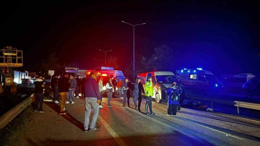 Bursa’da zincirleme trafik kazası: 1 ölü, çok sayıda yaralı