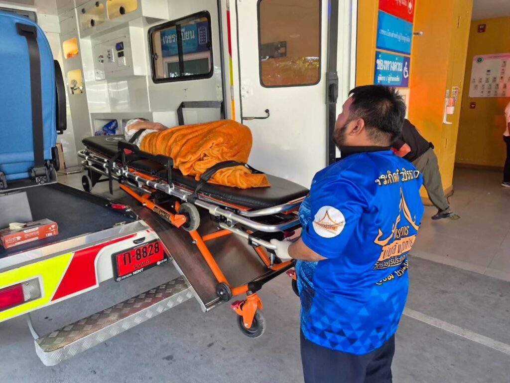 Yakılmak istenen kadın son anda uyandı, tabuta vurarak açtırdı