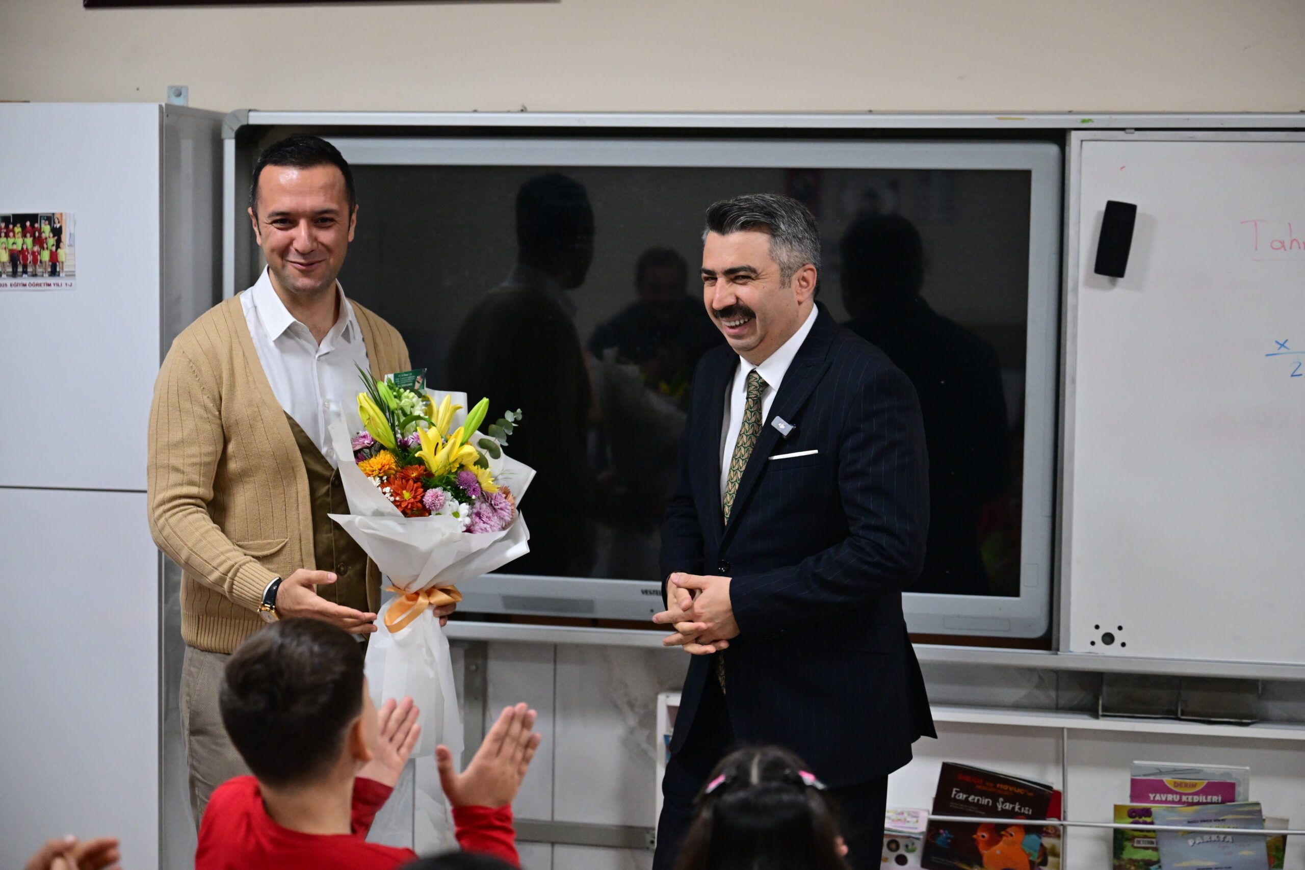 Öğretmenler bizim kahramanımızdır