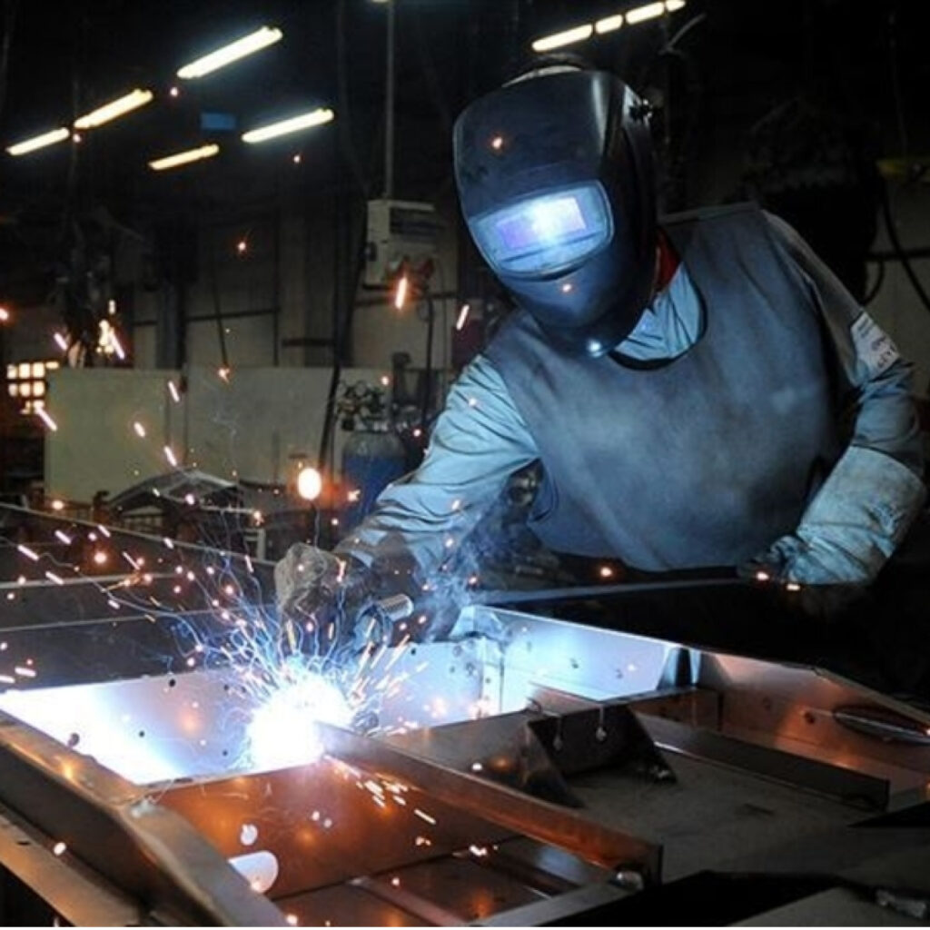 160 bin metal işçisine işverenden ilk teklif