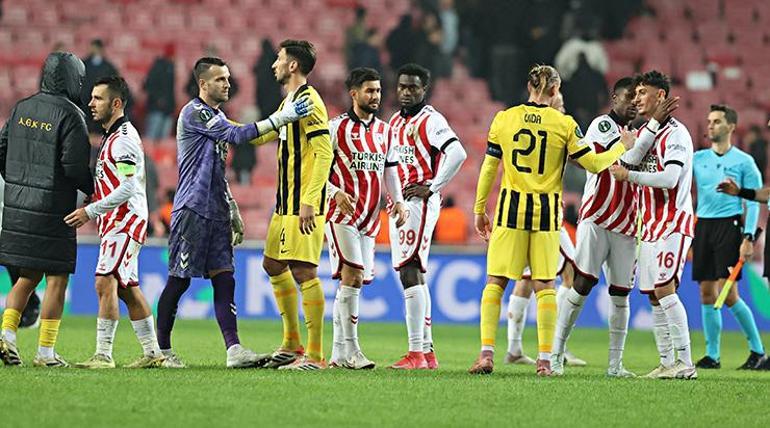 Samsunspor, Avrupa’da ilk yenilgisini AEK’ten aldı