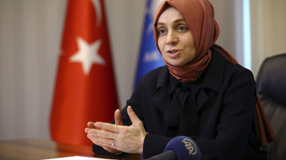 AK Parti’den “Suriyeli sığınmacılar” broşürü