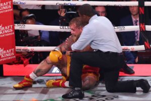 Anthony Joshua, Jake Paul’u nakavt etti