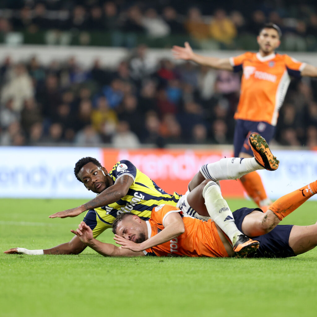 Başakşehir-Fenerbahçe maçının hakem yorumları!