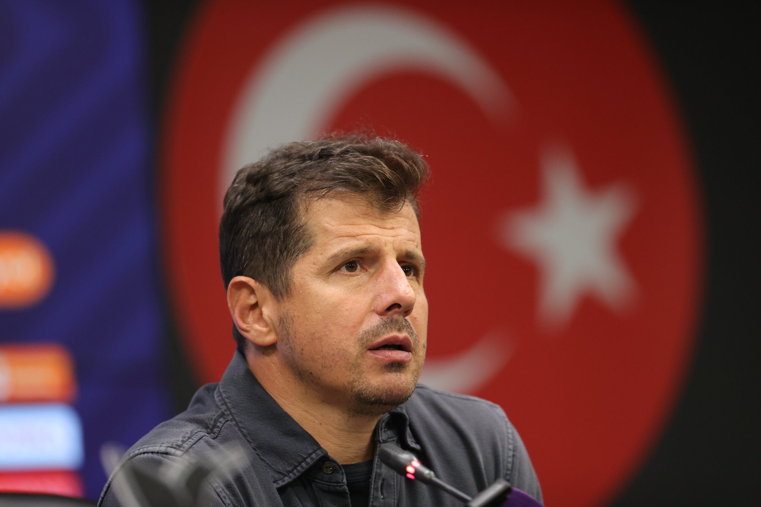 Emre Belözoğlu’ndan bahis soruşturmasına gönderme