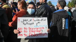 Esad’ın kuzeni Mahluf Alevilerin federasyon isteğine karşı: Bizi çok tehlikeli bir yola sürüklüyor