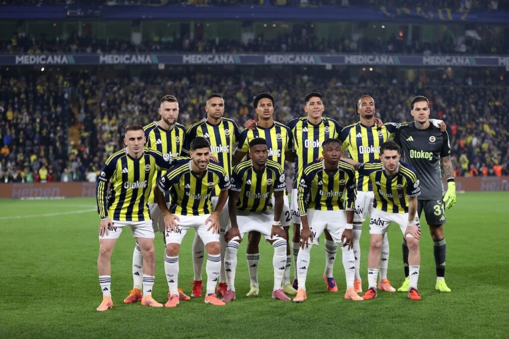 Fenerbahçe taraftarları beğenmiyordu! Dünya devleri peşinde