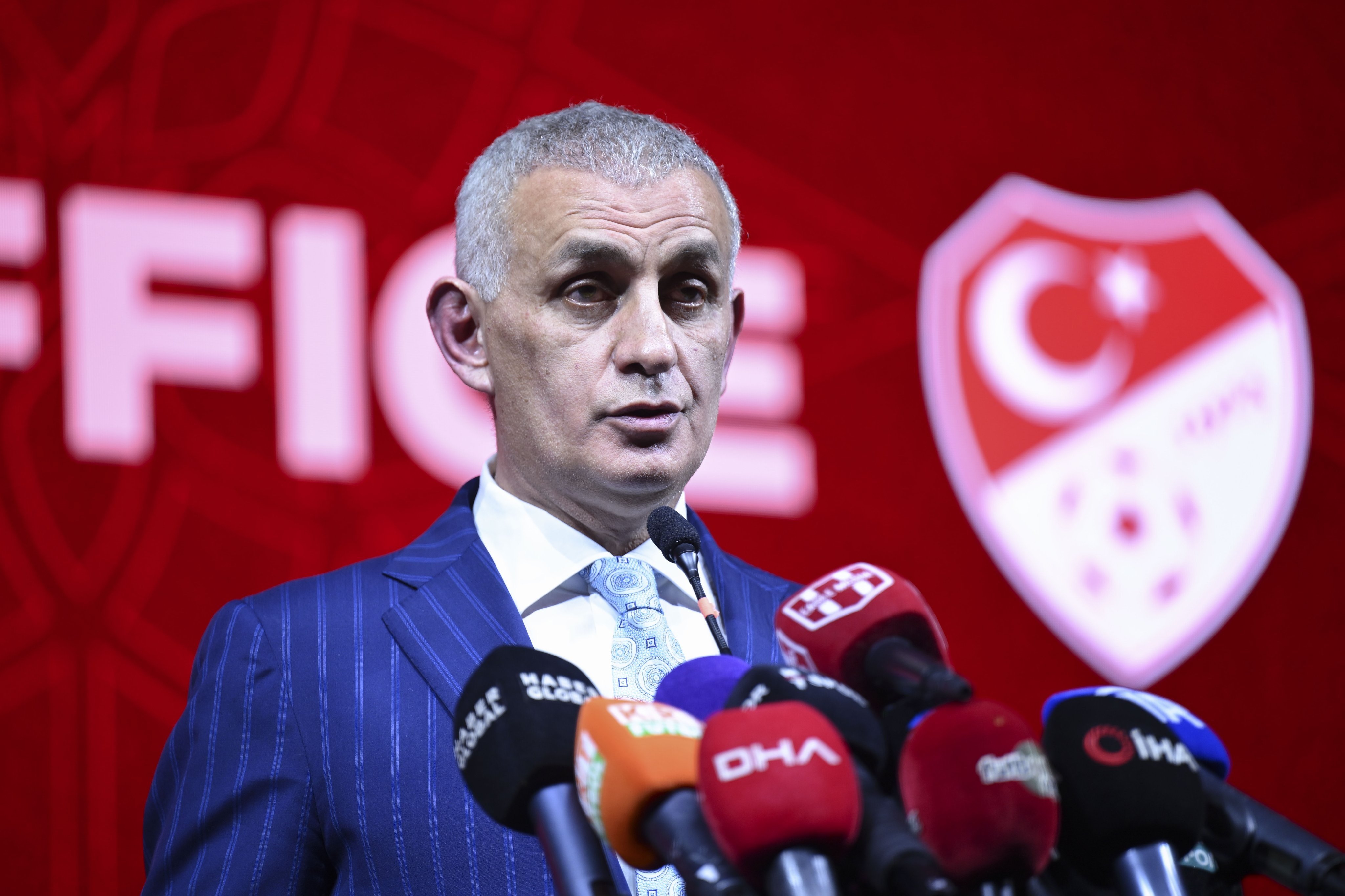 Hacıosmanoğlu tartışılan pozisyonla ilgili konuştu: 'Tek tek hesaplaşacağım'