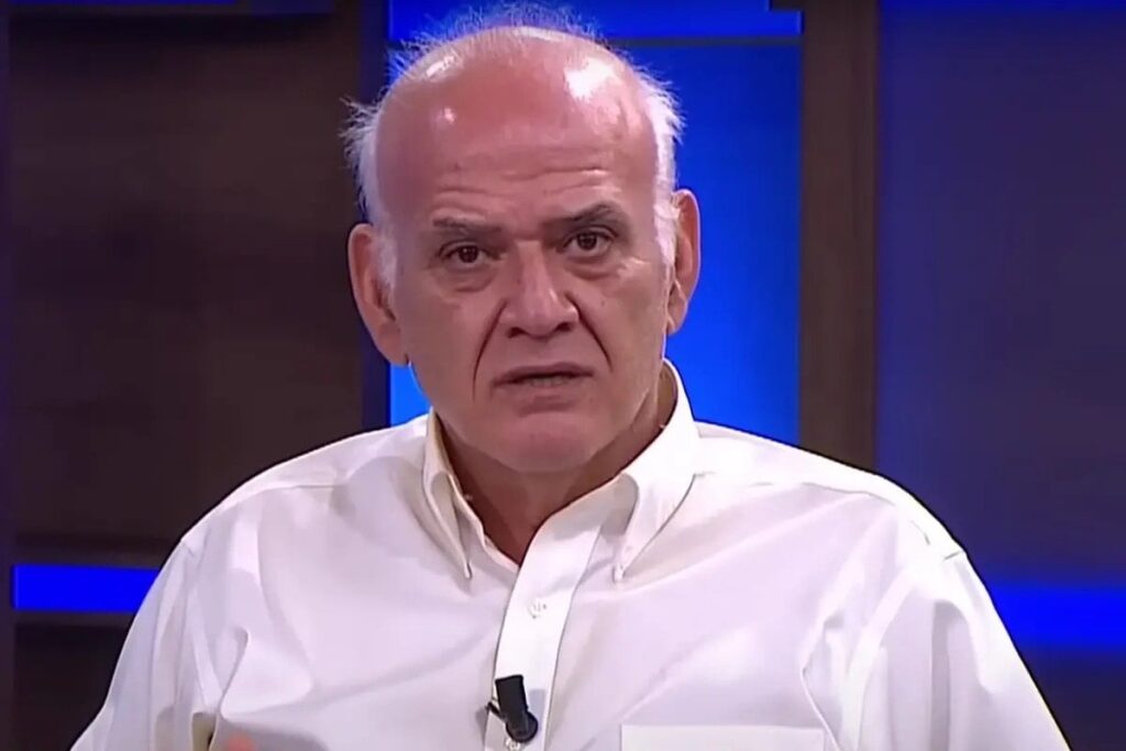 Hastaneye kaldırılan Ahmet Çakar anjiyoya alındı!