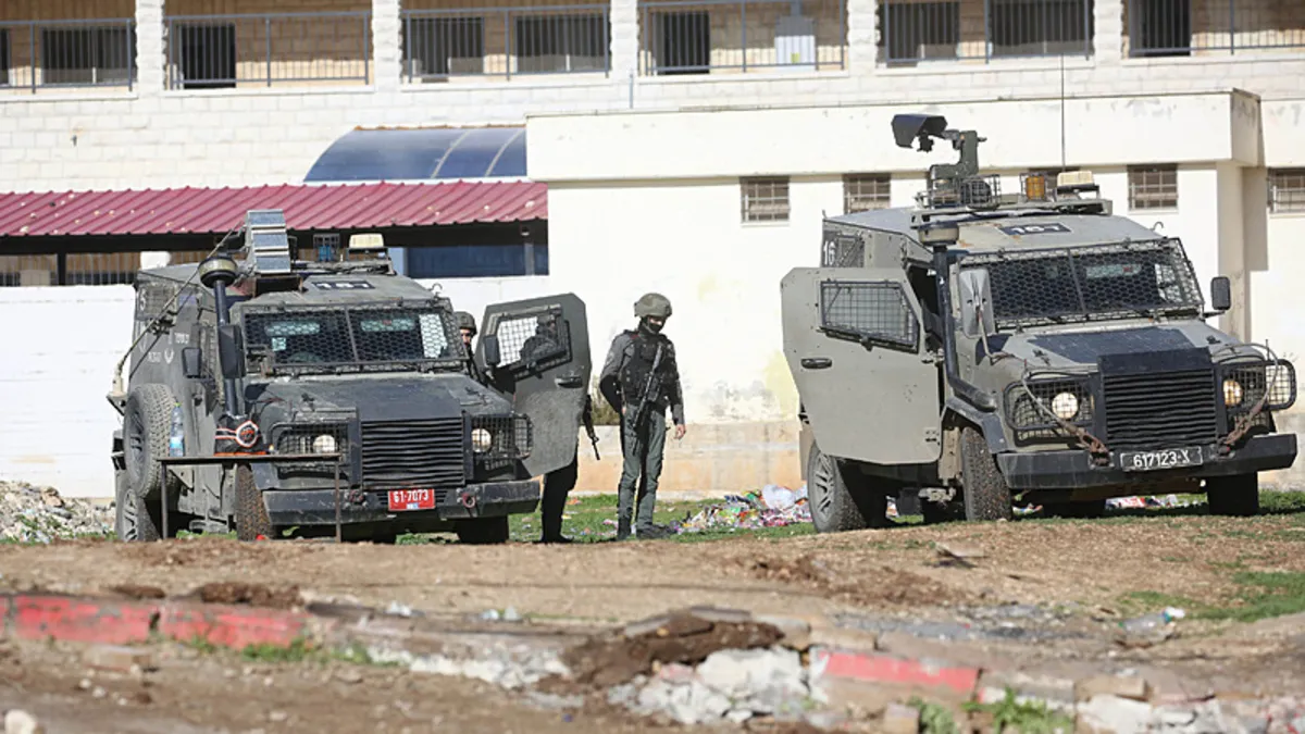 İsrail askerlerinden Batı Şeria'da barbarlık itirafı: Araçlara zarar verdik