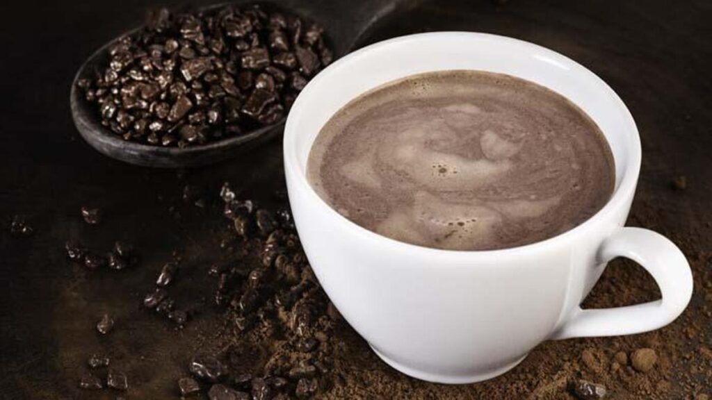 Kahve ve Çikolatanın Birlikte Tüketimi Yağ Depolamasına Neden Oluyor! Uzman Uyardı