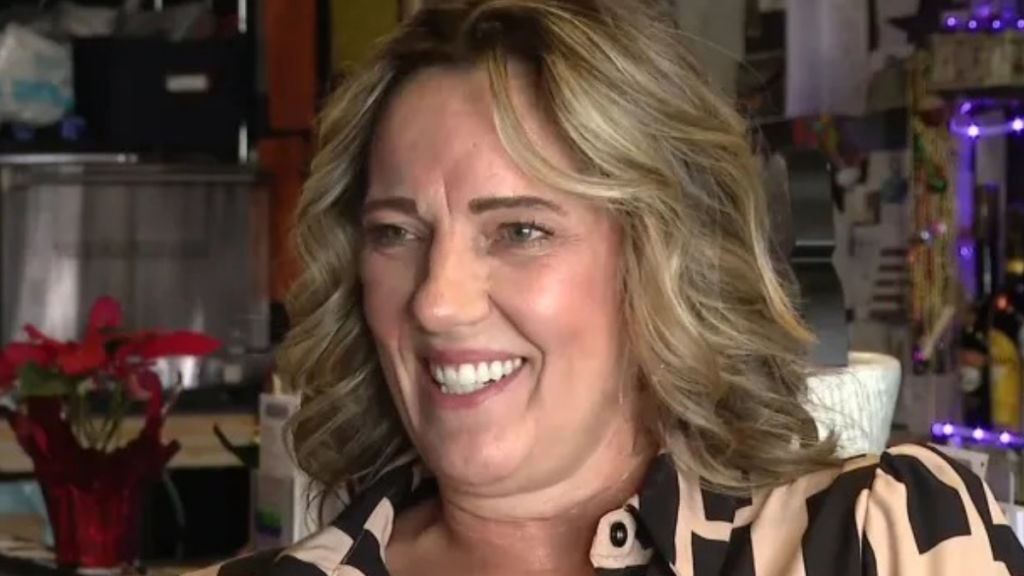 Kanseri yendikten 1 ay sonra başına talih kuşu kondu: Fotoğrafı gösterince inandılar