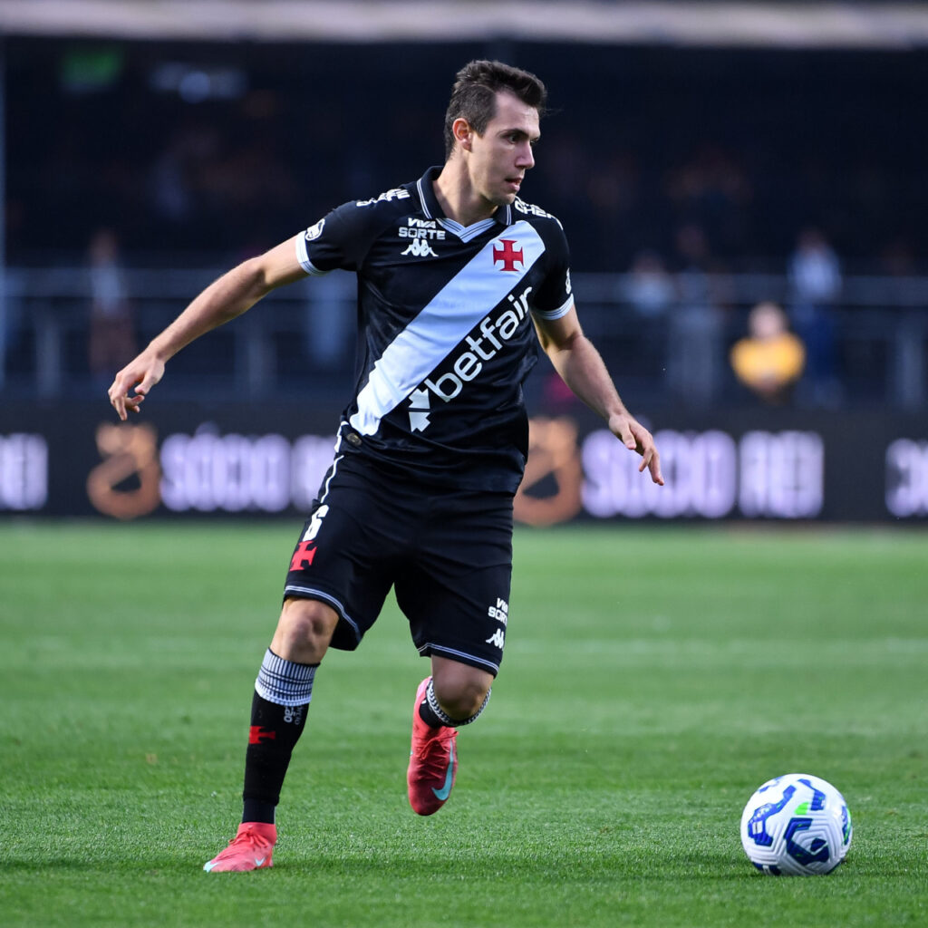 Kartal’ın soluna Piton!