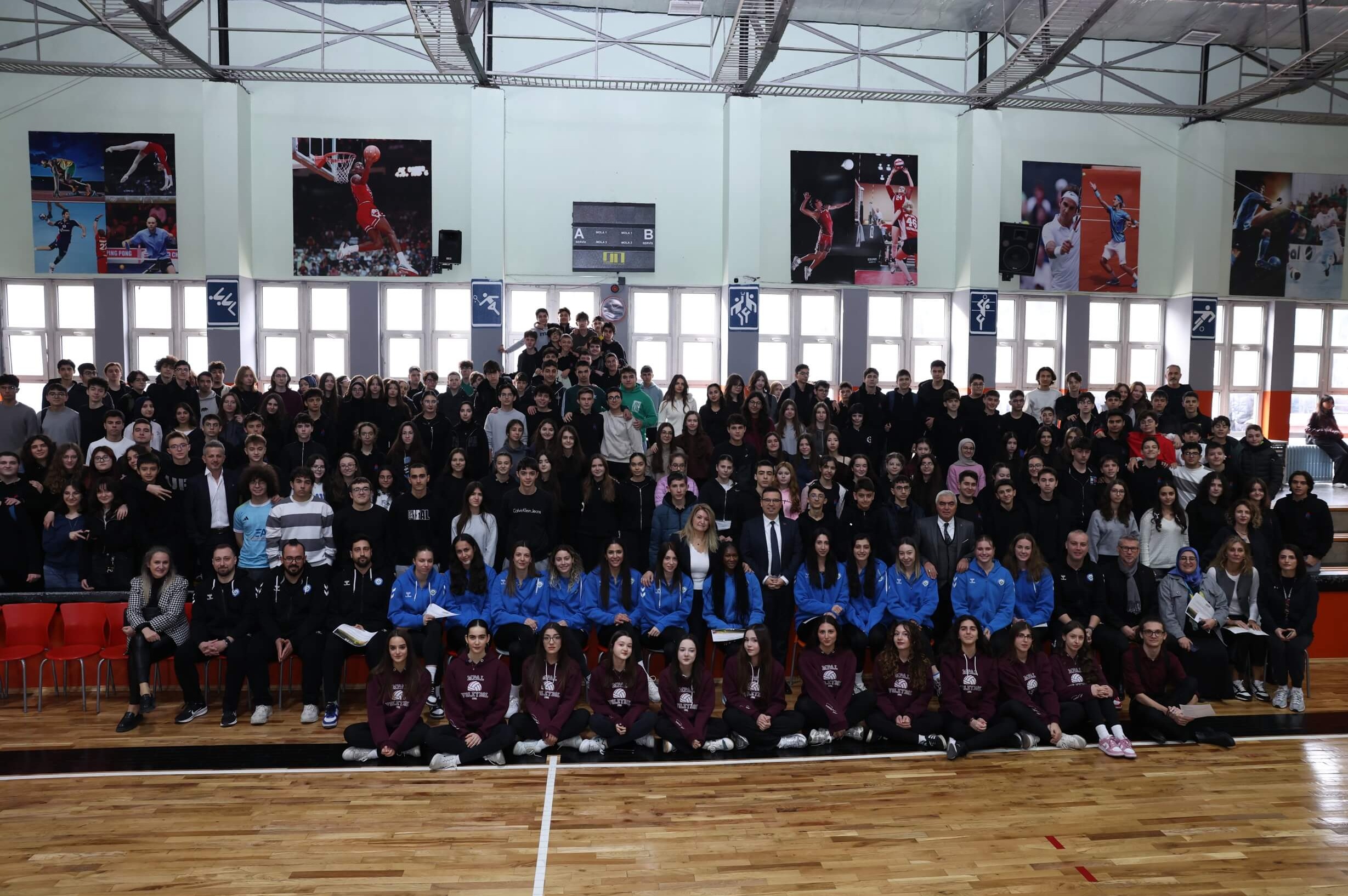 Nilüfer’in Sultanları öğrencilerle söyleşide buluştu