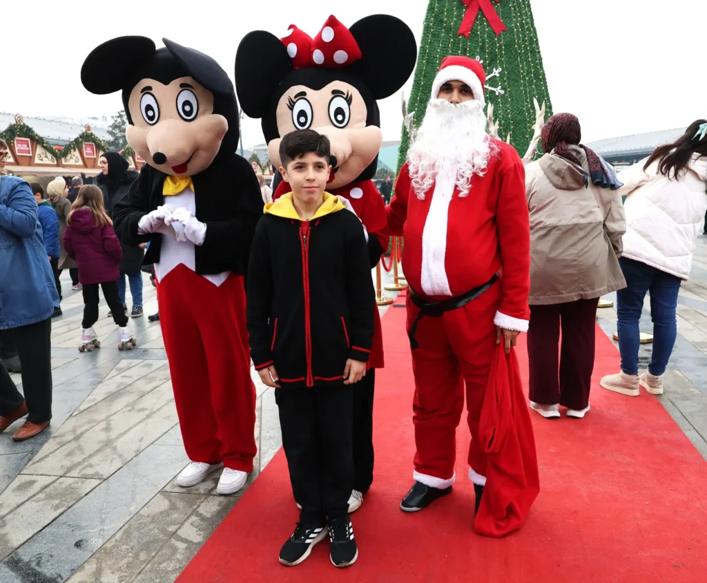 Yeni Yıl Heyecanı Osmangazi Meydanı’nda Yaşanıyor