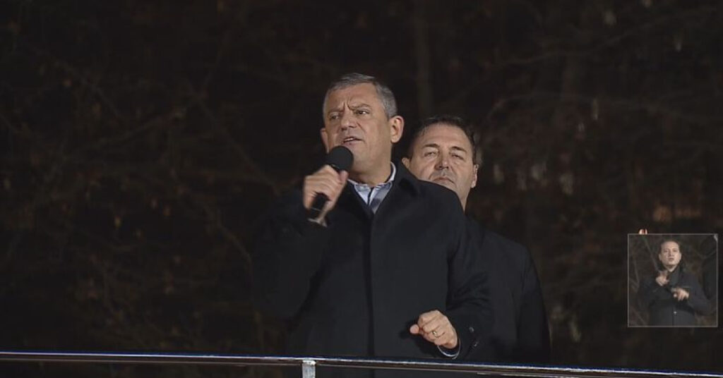 Özgür Özel, Kağıthane’de konuştu