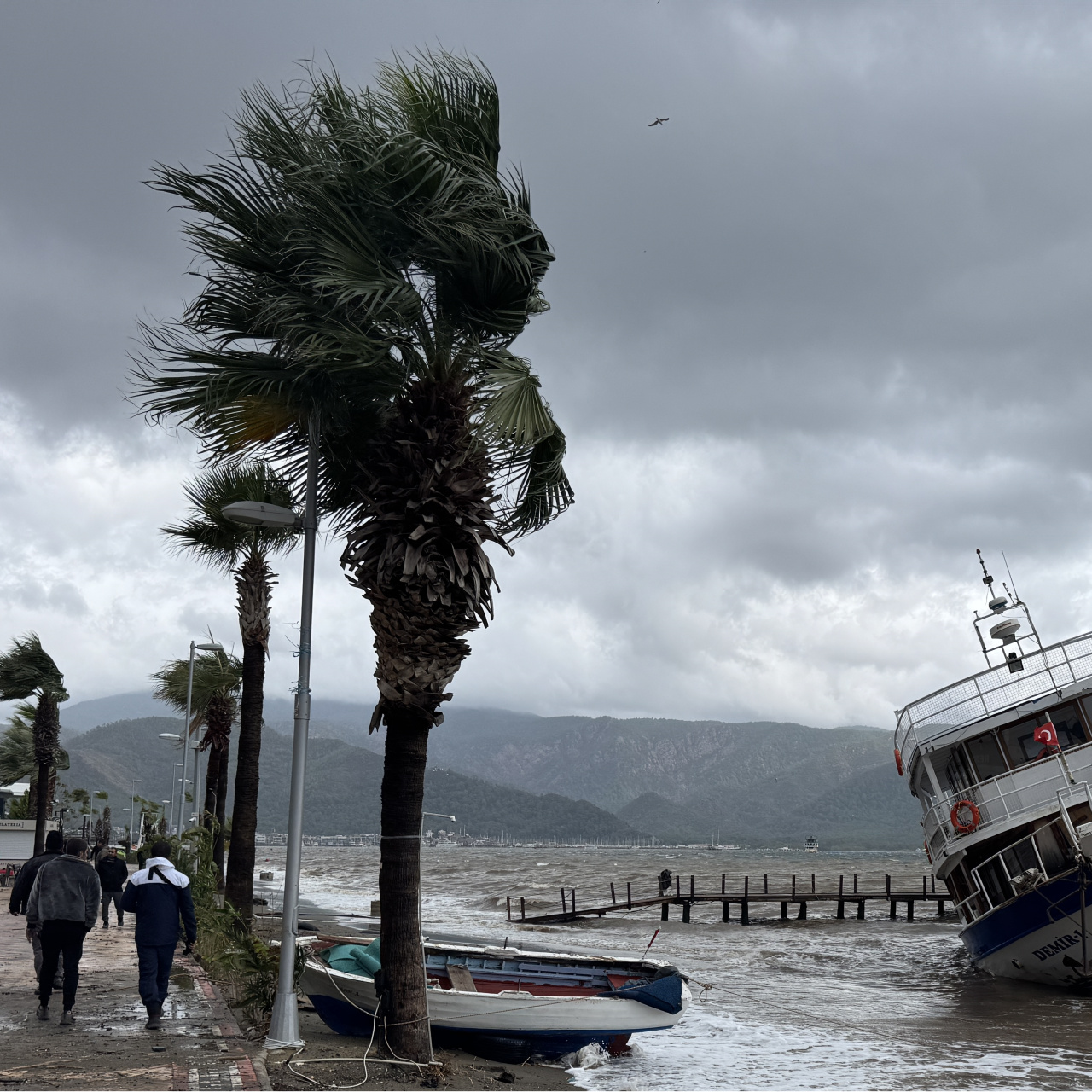Sağanak yağmur, fırtına ve kar yağışı alarmı