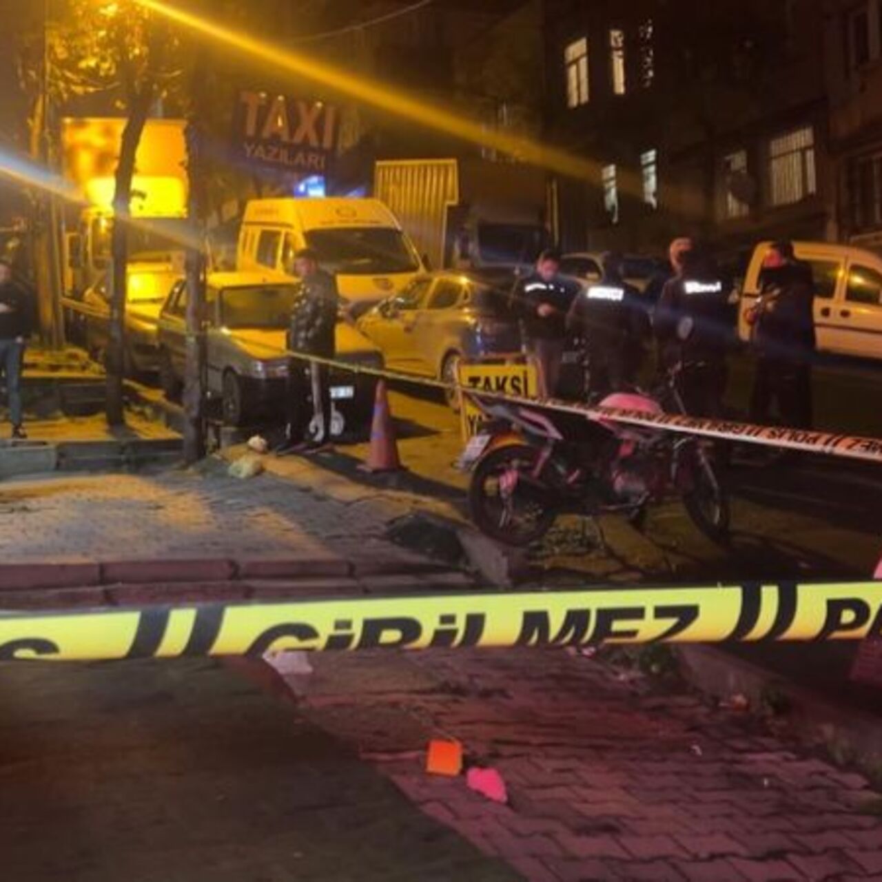 Şişli’de sokakta silahlı saldırı