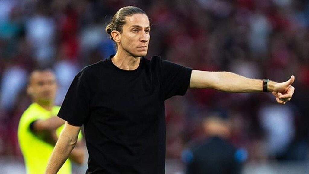 Teknik direktörlüğünün ilk senesinde 5 kupa aldı