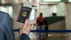 Yeni pasaport sistemi kuyruklar oluşturdu! Havalimanlarında krize dönüştü