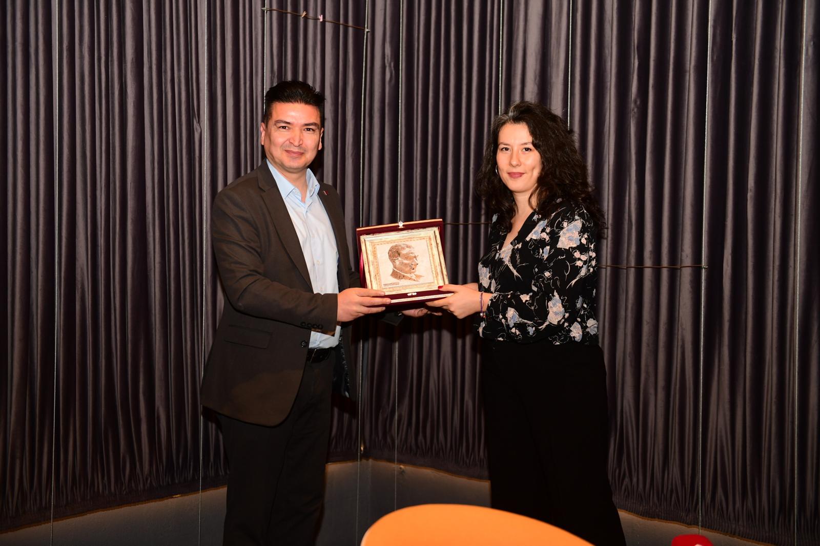 ‘Medyada Kadın Temsili’ Osmangazi’de Değerlendirildi