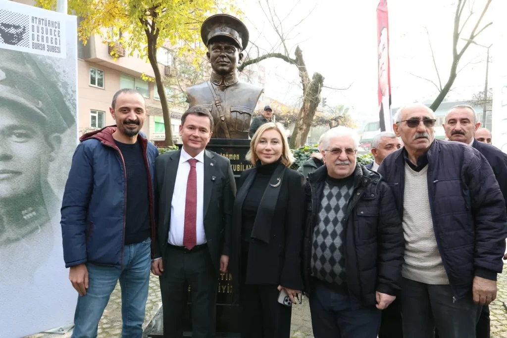 Osmangazi’de Şehit Kubilay Anıtı Açıldı