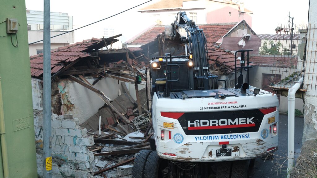 Yıldırım’da metruk yapılara yer yok