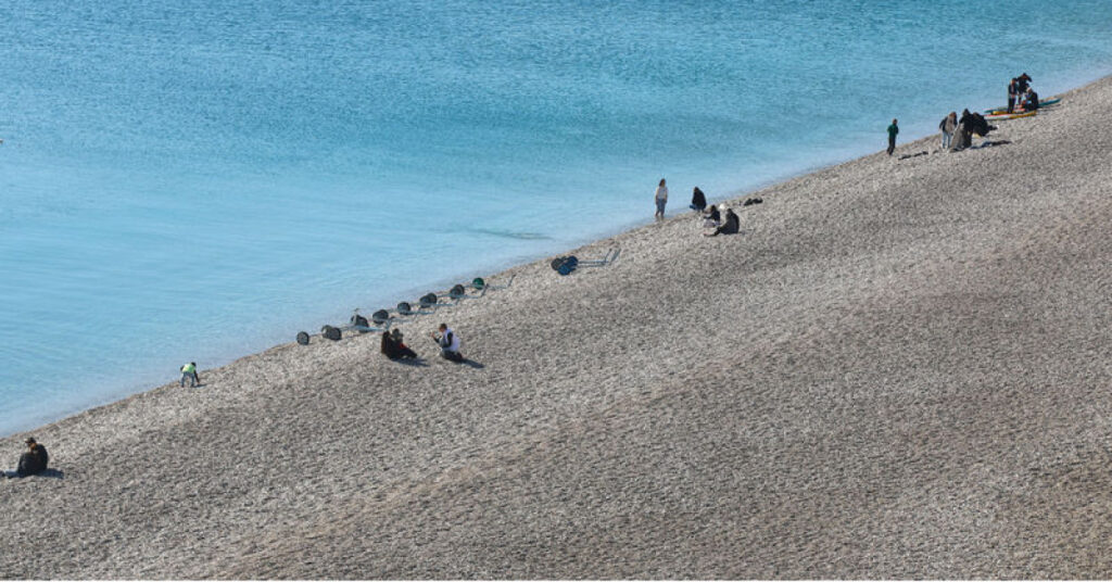 Antalya’da deniz 19, hava 12 derece!