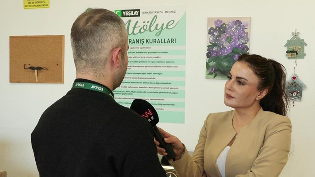 18 yıllık mücadele ile uyuşturucu bağımlılığın kurtuldu, yaşadıklarını CNN TÜRK’e anlattı