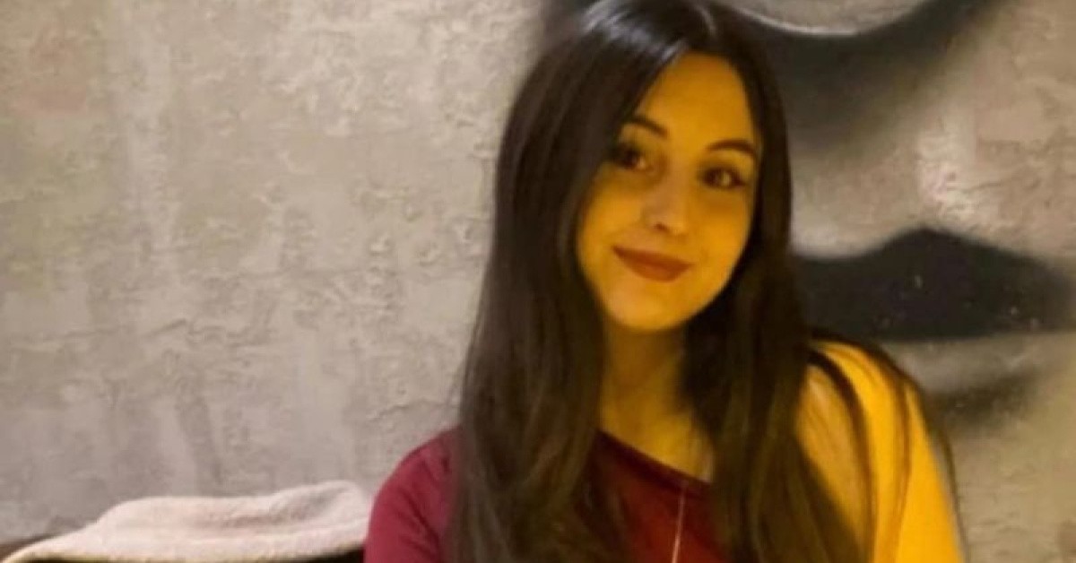19 yaşındaki genç kız, bıçaklı kavgada öldü!