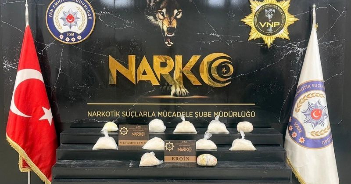 Araçtan 10 kilo 720 gram uyuşturucu çıktı