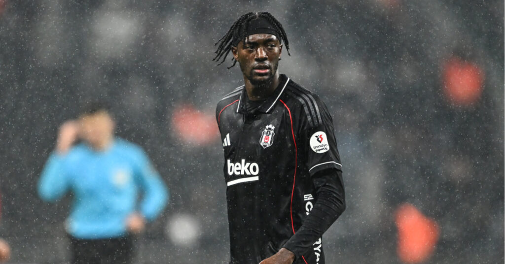 Aston Villa’dan Abraham için flaş teklif