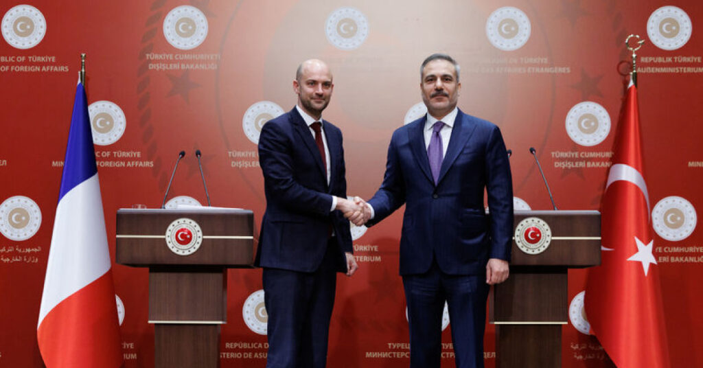Bakan Fidan Fransız mevkidaşıyla görüştü