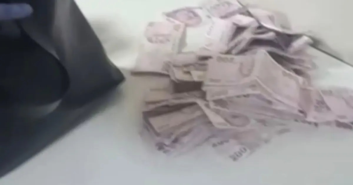 “Baron abla” lakaplı torbacı kadın, motokurye taktiğiyle yakalandı. Polis pizzacı kılığına girdi