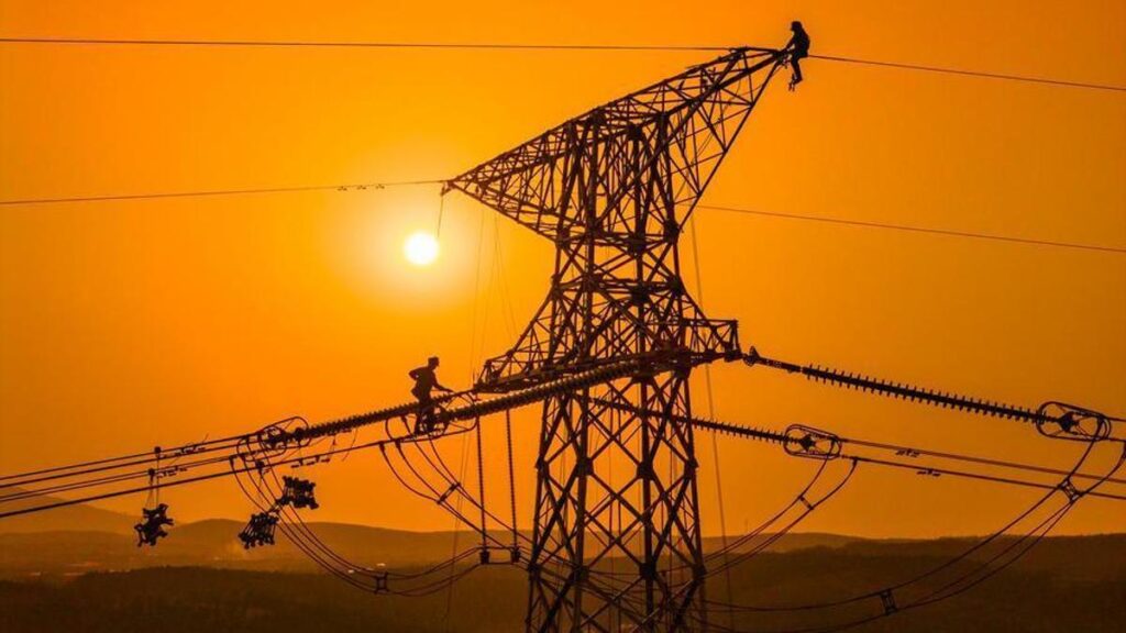 Berlin’de elektrik kesintisi: Eğitime ara verildi