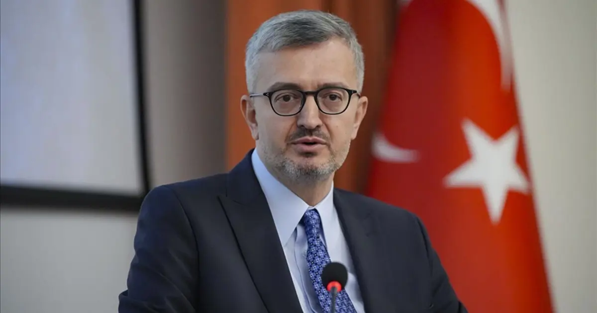 Burhanettin Duran’dan Suriye açıklaması. “Sosyal medyadaki provokatif gelişmeleri yakından izliyoruz”