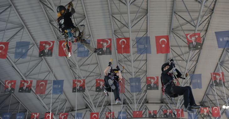 Büyükşehir afetlere ekibini hazırlıyor