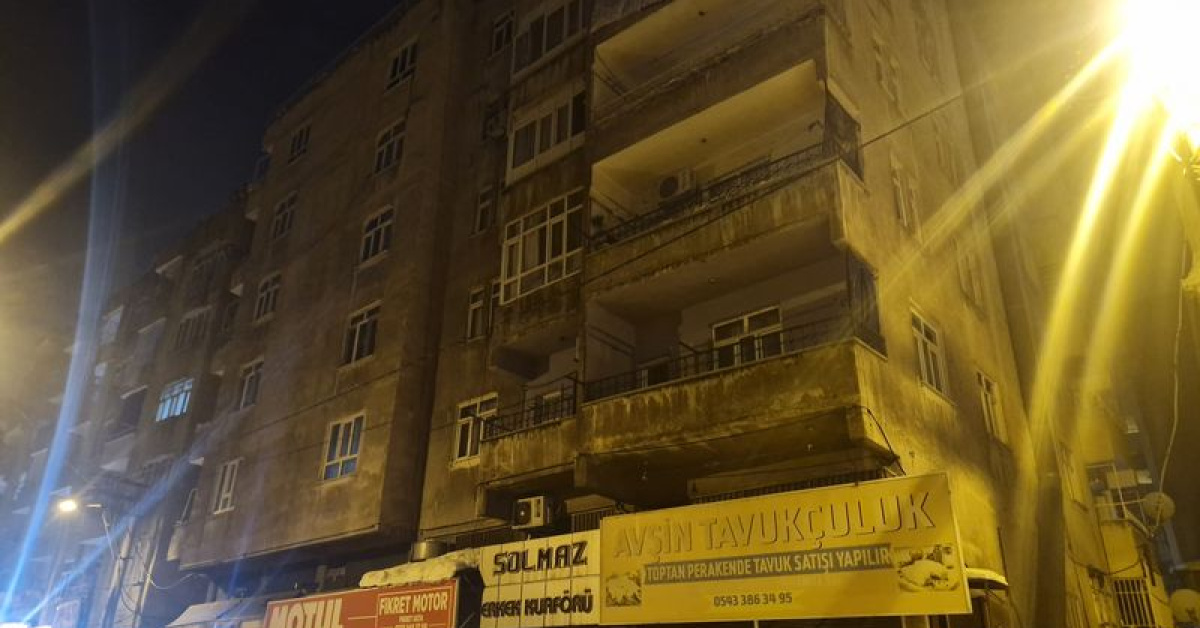 Diyarbakır’da 3 bitişik bina tahliye edildi