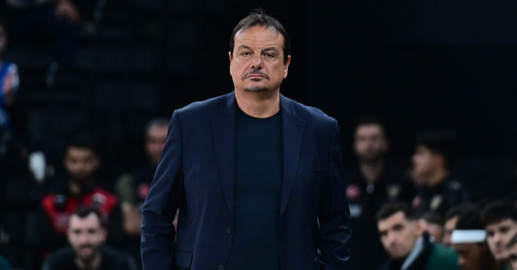 Ergin Ataman’a ırkçı saldırı: Türk olmaktan gurur duyuyorum