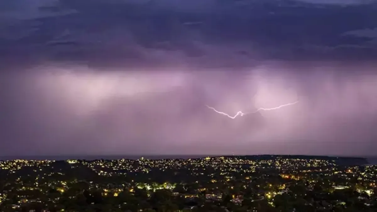 Güney Afrika’da yıldırım düştü: 2 ölü