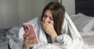 İnternette araştırma yaparken dikkat! Ağrılarınızı artırabilir