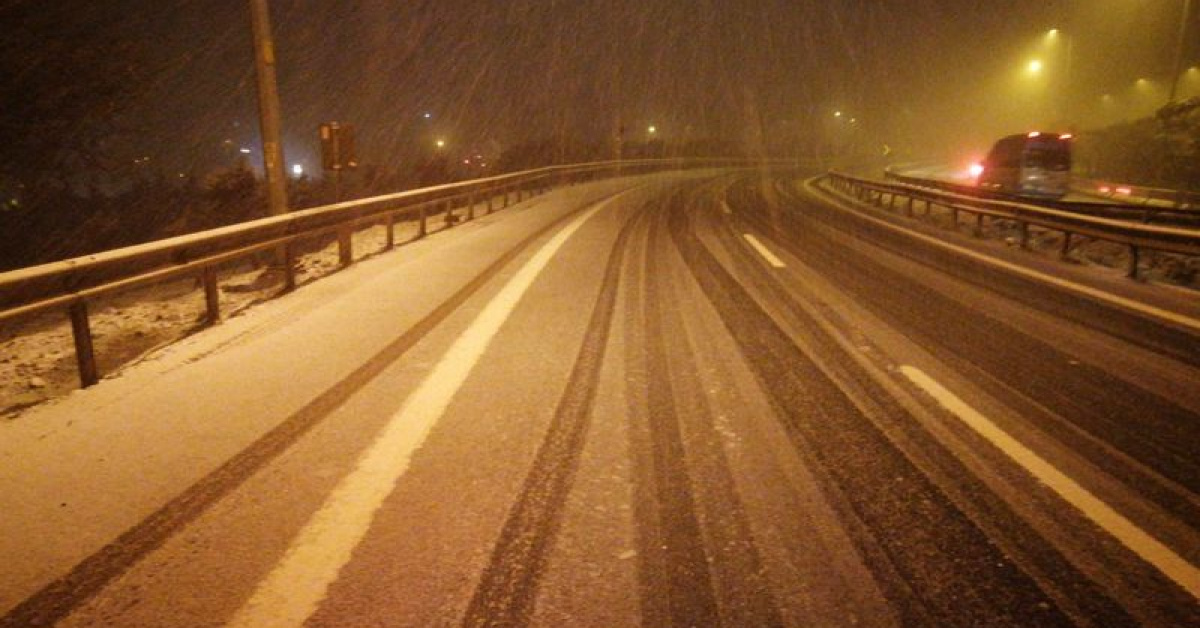 İstanbul’da gece fırtınası