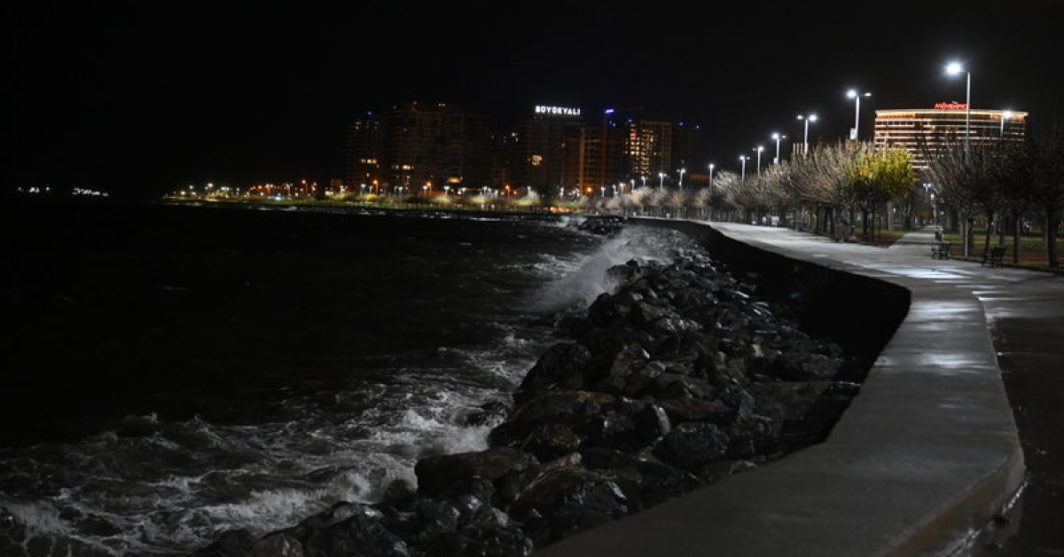 İstanbul’da şiddetli lodos etkili oluyor