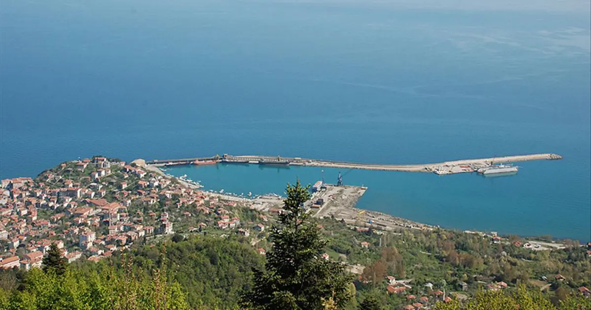 Karadeniz’de petrol tankerine drone saldırısı. İnebolu’ya çekilecek