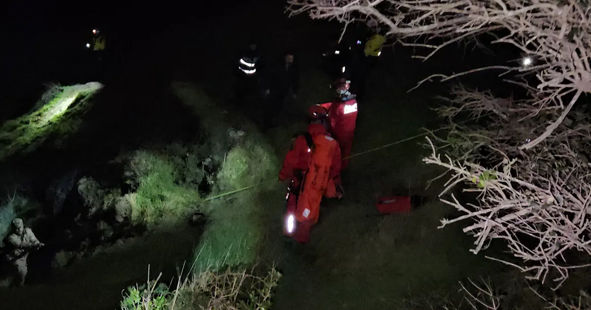Mantar toplamaya giden kadın kayboldu. Saatler sonra düştüğü uçurumda bulundu