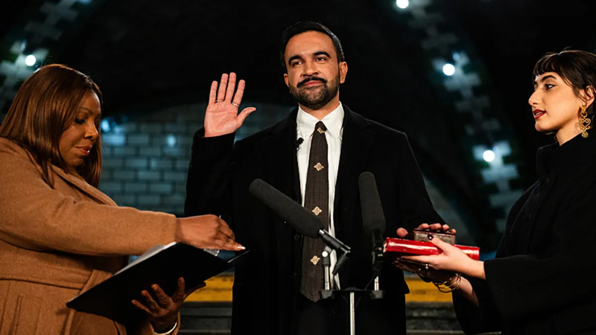 New York Belediye Başkanı Mamdani: Kur’an-ı Kerim üzerine yemin etti!